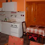 Lala Apartment *