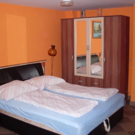 Apartament Lala *